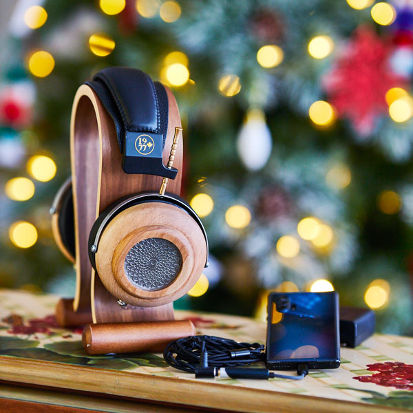 Barista open-back headphone, sweet cherry wood Easy to drive. Barista a open-back headphone, made in sweet cherry wood, from the 1977 Audio Artisanal brand